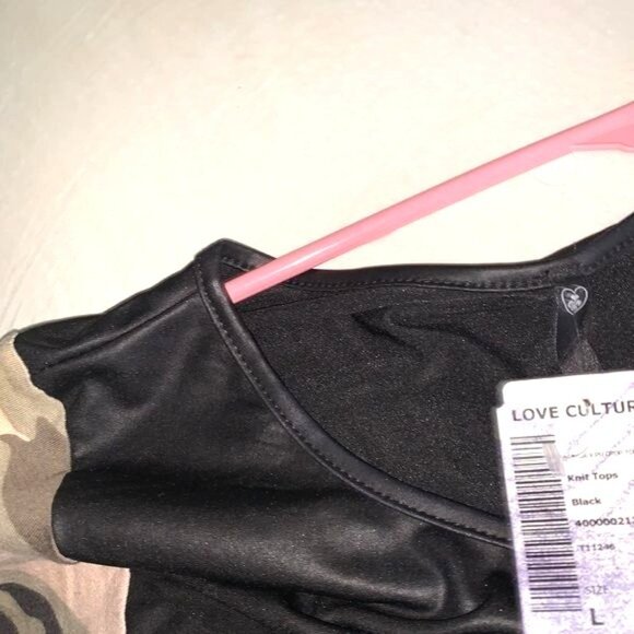 Love Culture Camouflage Sleeve Crop Top Large Polyester Spandex Black Camo - Picture 3 of 8